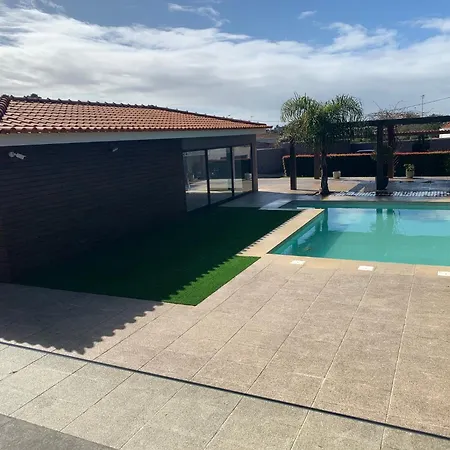 AB Villa Real-Estate Habitación en casa particular Grijo